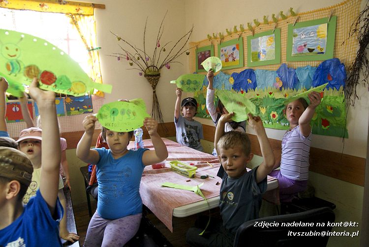 Maluchy z szubińskiej dwójki z wizytą w edukacyjnej zagrodzie
