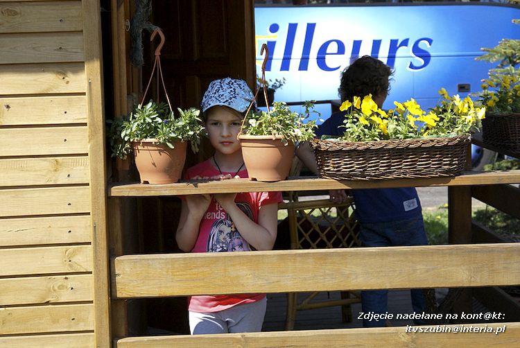 Maluchy z szubińskiej dwójki z wizytą w edukacyjnej zagrodzie