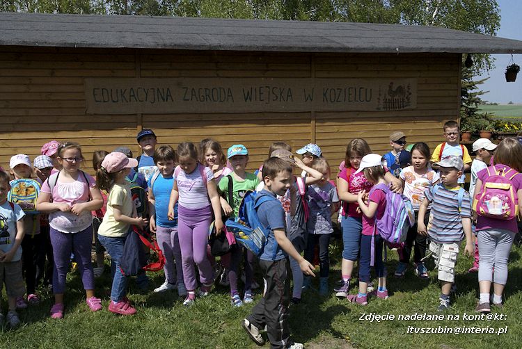Maluchy z szubińskiej dwójki z wizytą w edukacyjnej zagrodzie
