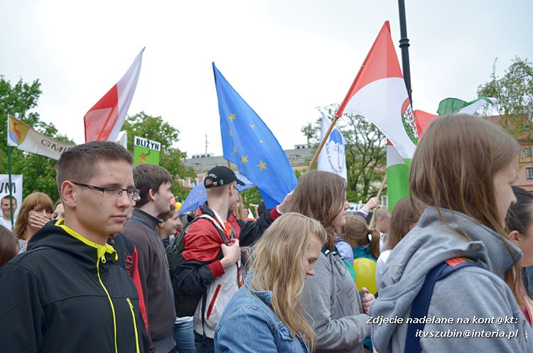 Szubińska młodzież na Paradzie Schumana w Warszawie