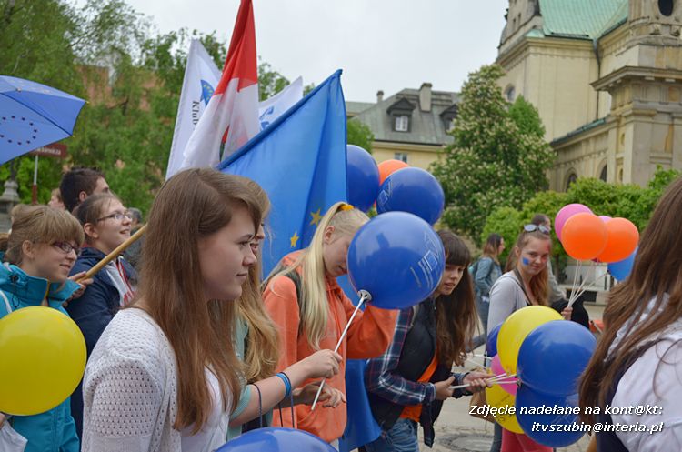 Szubińska młodzież na Paradzie Schumana w Warszawie
