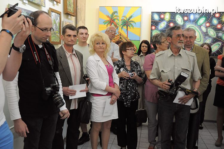 Dwie osoby w szpitalu po zderzeniu samochodów w Kołaczkowie