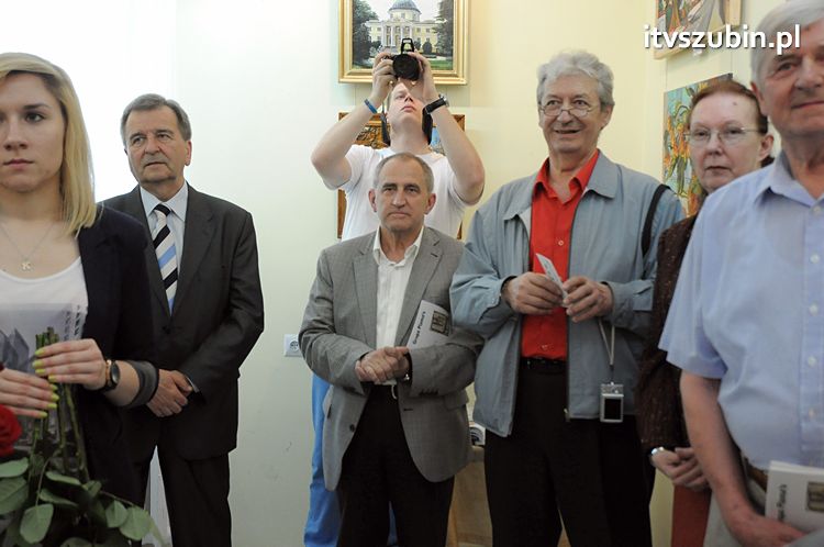 Dwie osoby w szpitalu po zderzeniu samochodów w Kołaczkowie