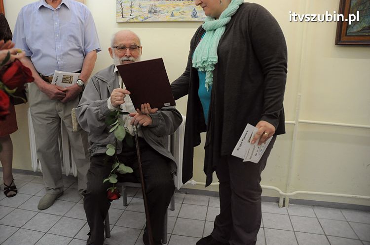 Dwie osoby w szpitalu po zderzeniu samochodów w Kołaczkowie