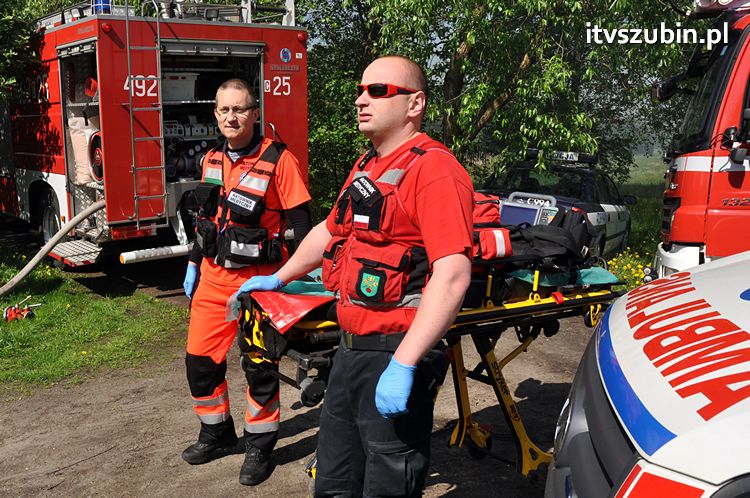 Pożar poddasza w domu jednorodzinnym w Szubinie, jedna osoba ewakuowana