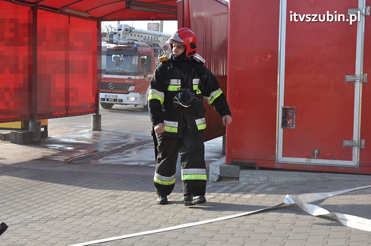 Pożar obiektu warsztatowo-biurowego przy ul. JP II w Szubinie