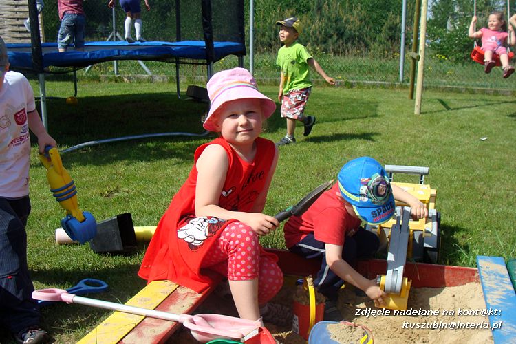 Pszczółki i Zuchy z wizytą w gospodarstwie rolnym