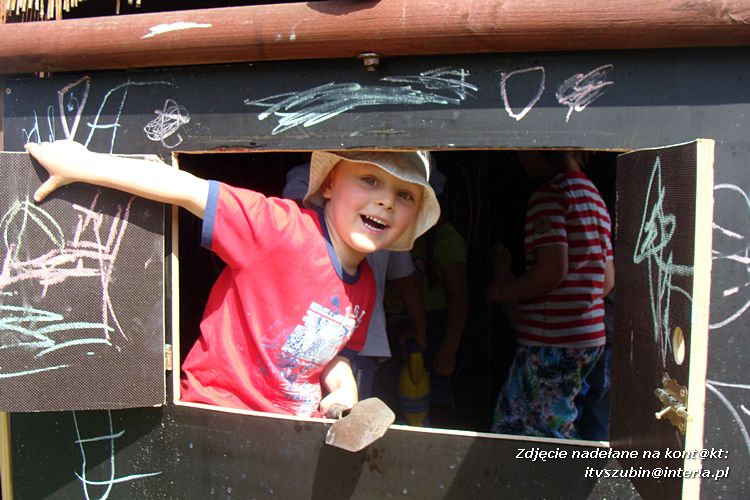 Pszczółki i Zuchy z wizytą w gospodarstwie rolnym