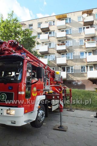 W mieszkaniu znaleziono martwą kobietę