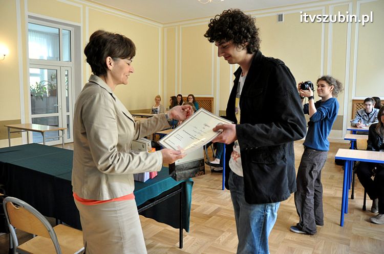 VII Powiatowy Konkurs Chemiczny 