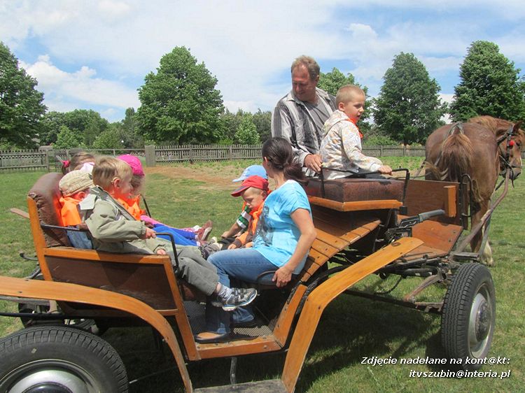 Przedszkolaki w Skansenie w Osieku