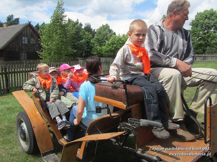 Przedszkolaki w Skansenie w Osieku