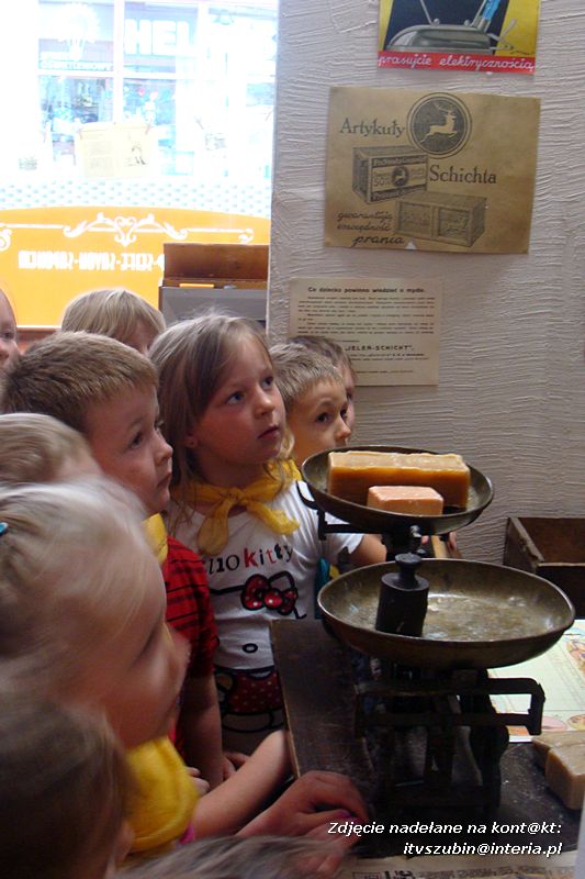 Zuchy w Muzeum Mydła i Historii Brudu