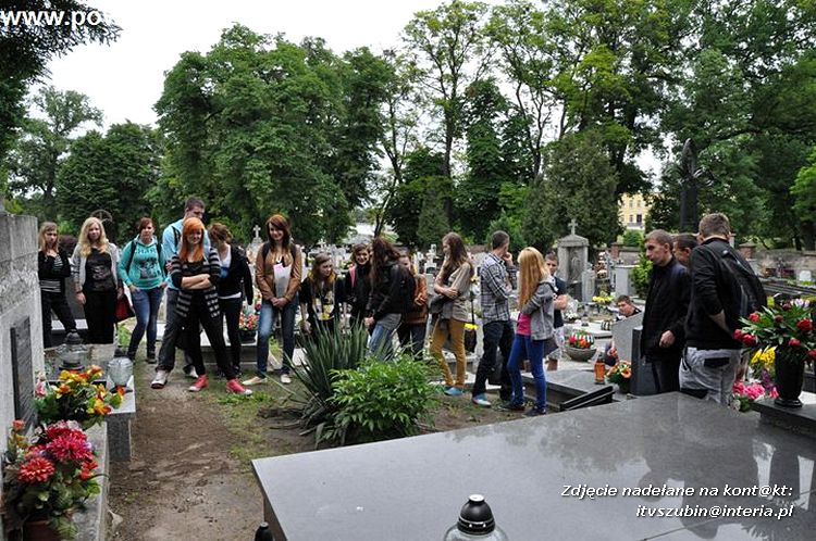 Uczniowie ZSP poznawali historię regionu