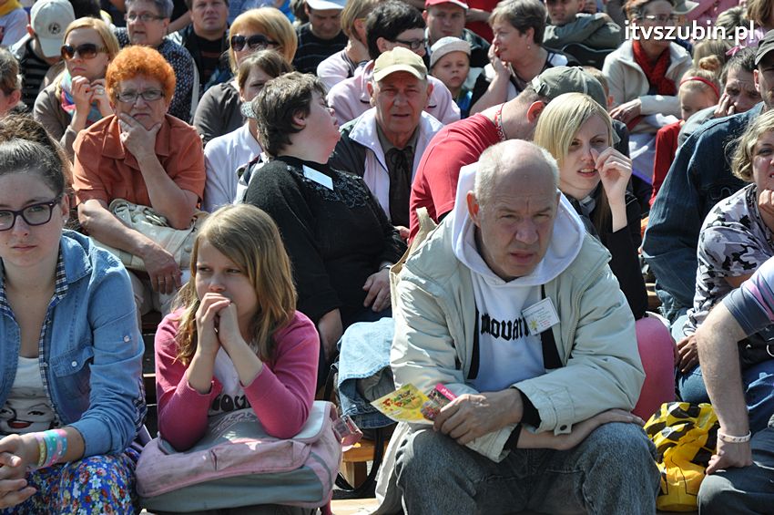 Koncert Zespołu Weekend i Adelibanda w Szubińskiej Dwójce