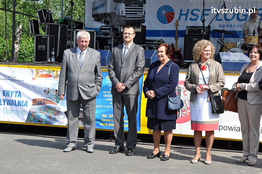 Koncert Zespołu Weekend i Adelibanda w Szubińskiej Dwójce