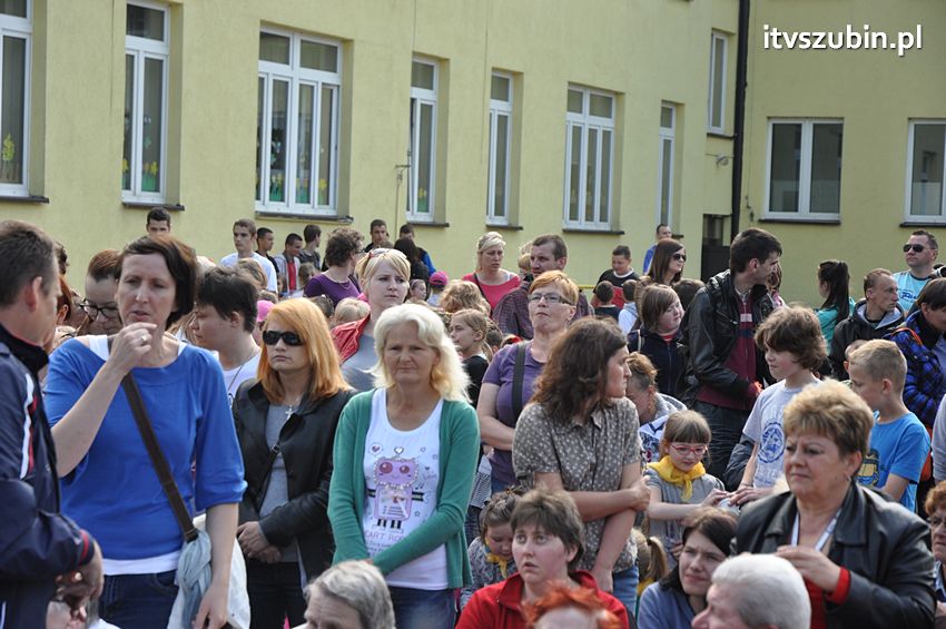 Koncert Zespołu Weekend i Adelibanda w Szubińskiej Dwójce