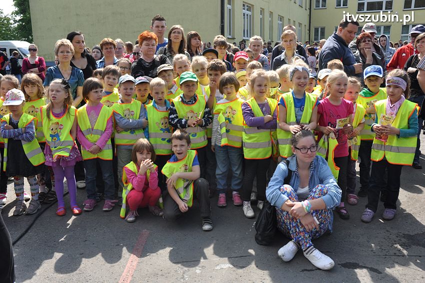 Koncert Zespołu Weekend i Adelibanda w Szubińskiej Dwójce