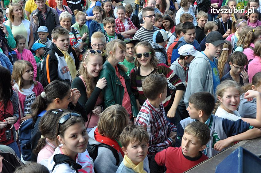 Koncert Zespołu Weekend i Adelibanda w Szubińskiej Dwójce