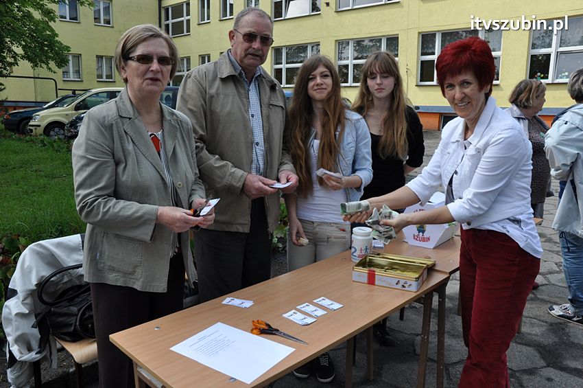 Koncert Zespołu Weekend i Adelibanda w Szubińskiej Dwójce