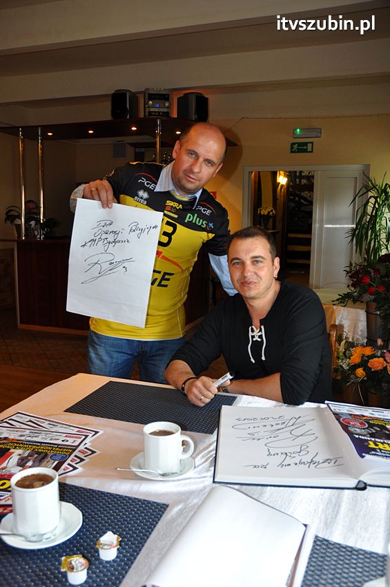 Koncert Zespołu Weekend i Adelibanda w Szubińskiej Dwójce