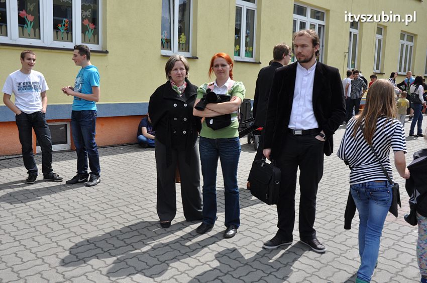 Koncert Zespołu Weekend i Adelibanda w Szubińskiej Dwójce