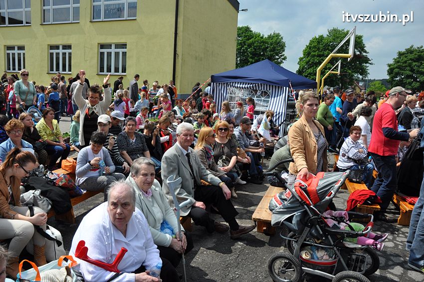 Koncert Zespołu Weekend i Adelibanda w Szubińskiej Dwójce