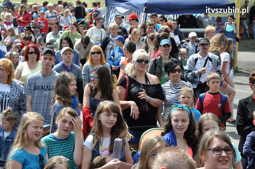 Koncert Zespołu Weekend i Adelibanda w Szubińskiej Dwójce