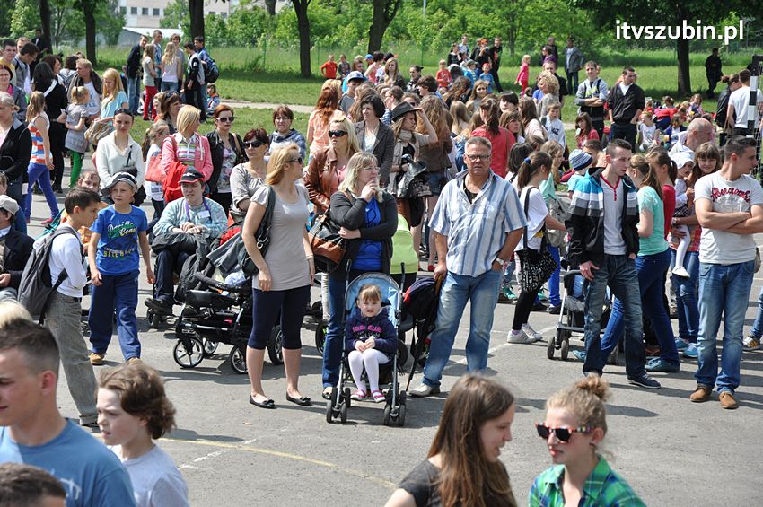 Koncert Zespołu Weekend i Adelibanda w Szubińskiej Dwójce