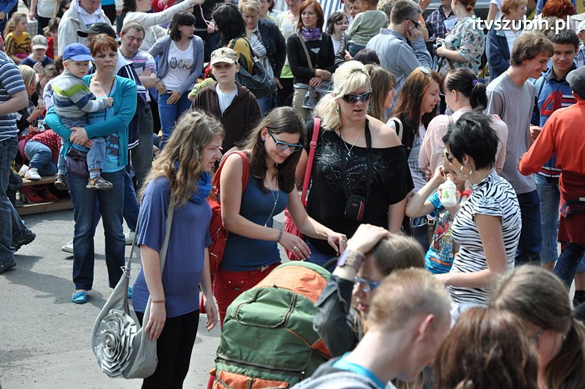 Koncert Zespołu Weekend i Adelibanda w Szubińskiej Dwójce