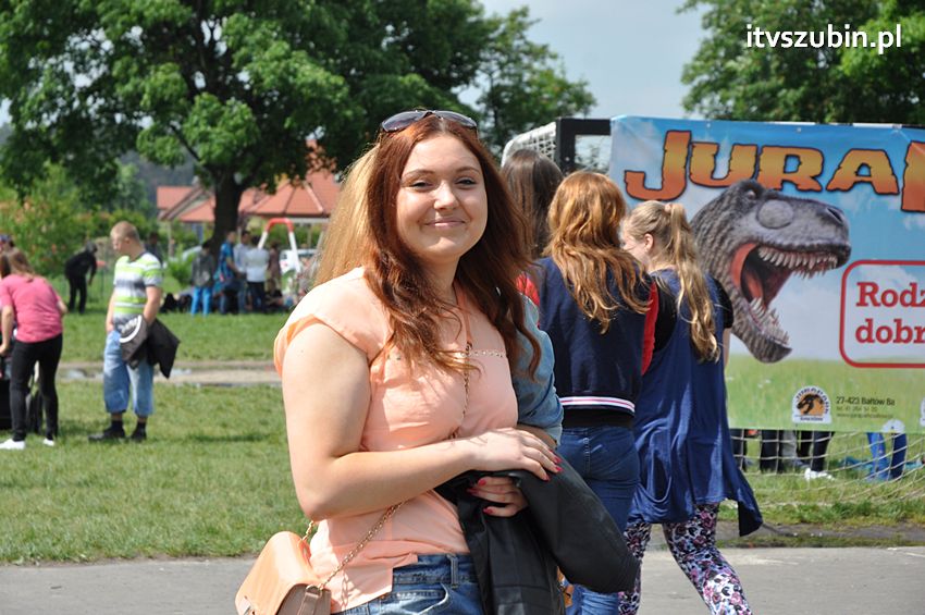 Koncert Zespołu Weekend i Adelibanda w Szubińskiej Dwójce