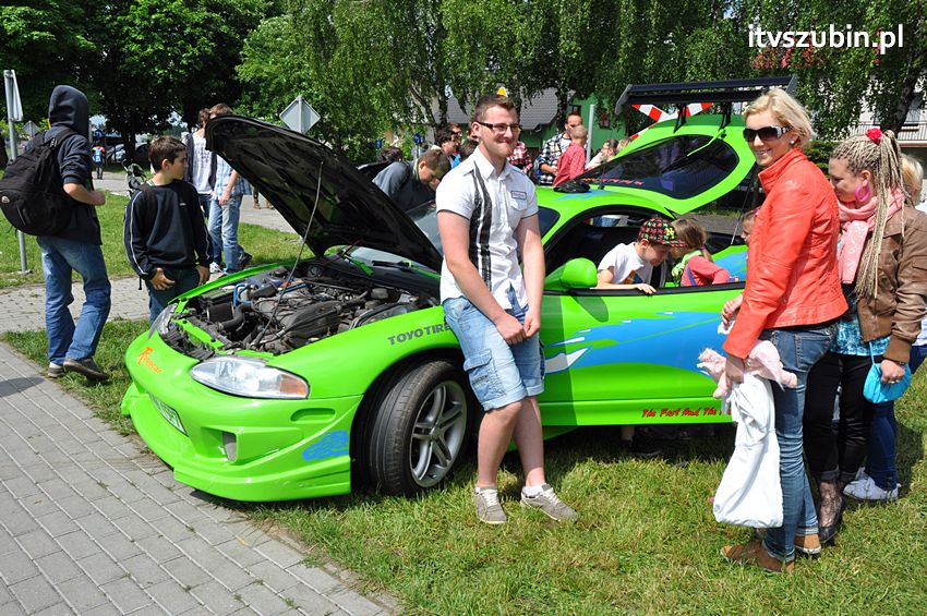 Koncert Zespołu Weekend i Adelibanda w Szubińskiej Dwójce
