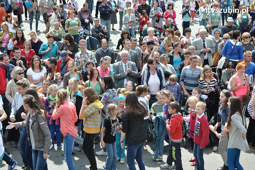Koncert Zespołu Weekend i Adelibanda w Szubińskiej Dwójce