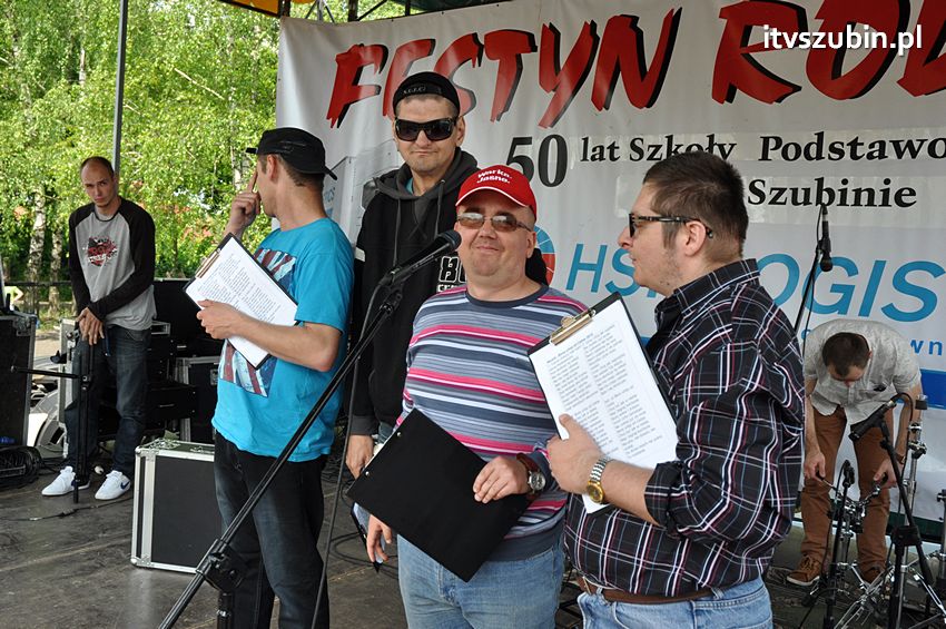 Koncert Zespołu Weekend i Adelibanda w Szubińskiej Dwójce