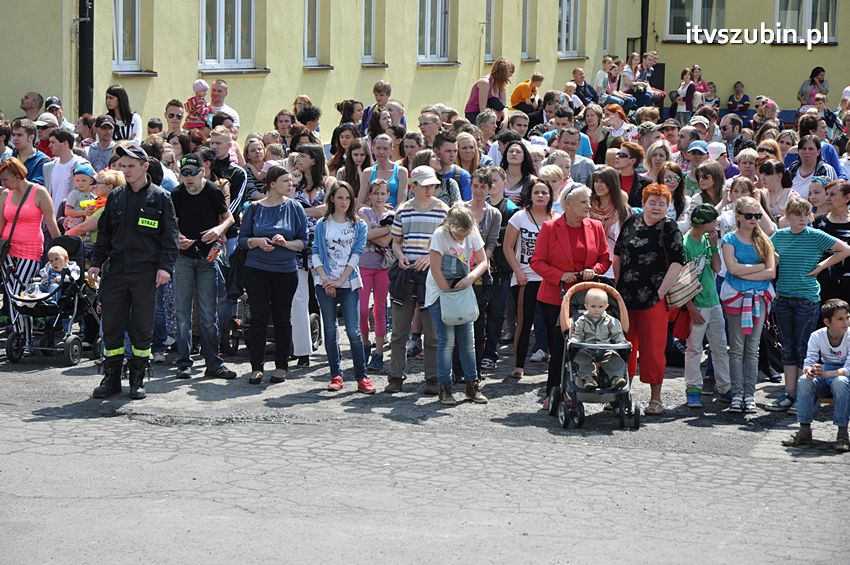 Koncert Zespołu Weekend i Adelibanda w Szubińskiej Dwójce