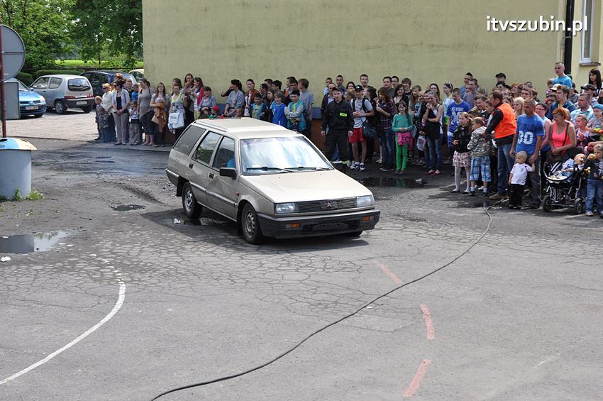 Koncert Zespołu Weekend i Adelibanda w Szubińskiej Dwójce