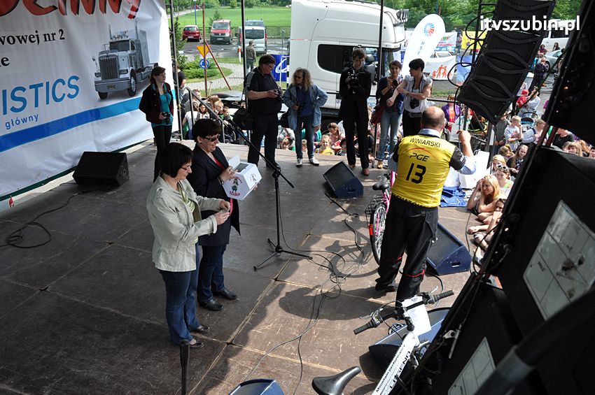 Koncert Zespołu Weekend i Adelibanda w Szubińskiej Dwójce