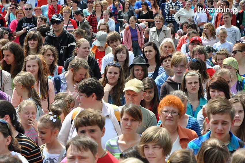 Koncert Zespołu Weekend i Adelibanda w Szubińskiej Dwójce