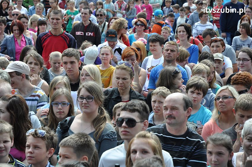 Koncert Zespołu Weekend i Adelibanda w Szubińskiej Dwójce