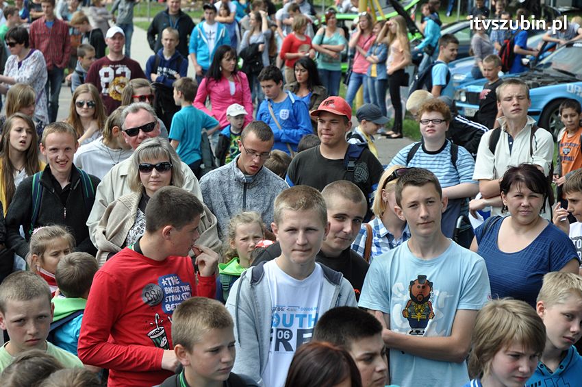 Koncert Zespołu Weekend i Adelibanda w Szubińskiej Dwójce