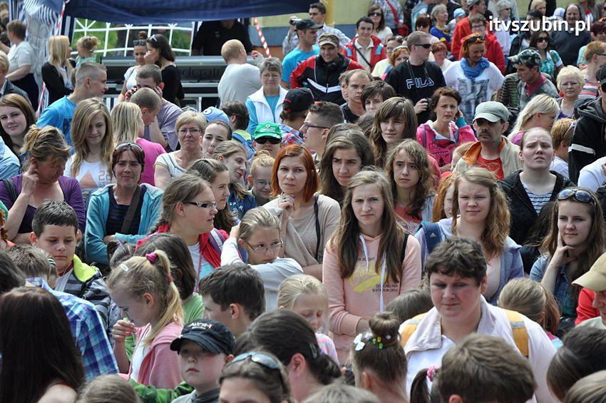 Koncert Zespołu Weekend i Adelibanda w Szubińskiej Dwójce