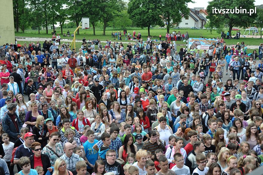 Koncert Zespołu Weekend i Adelibanda w Szubińskiej Dwójce