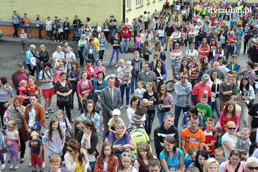 Koncert Zespołu Weekend i Adelibanda w Szubińskiej Dwójce