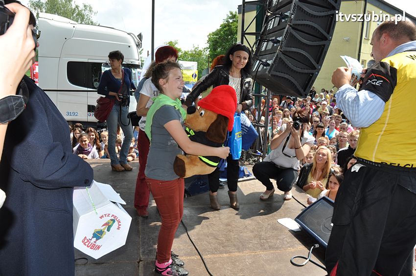 Koncert Zespołu Weekend i Adelibanda w Szubińskiej Dwójce