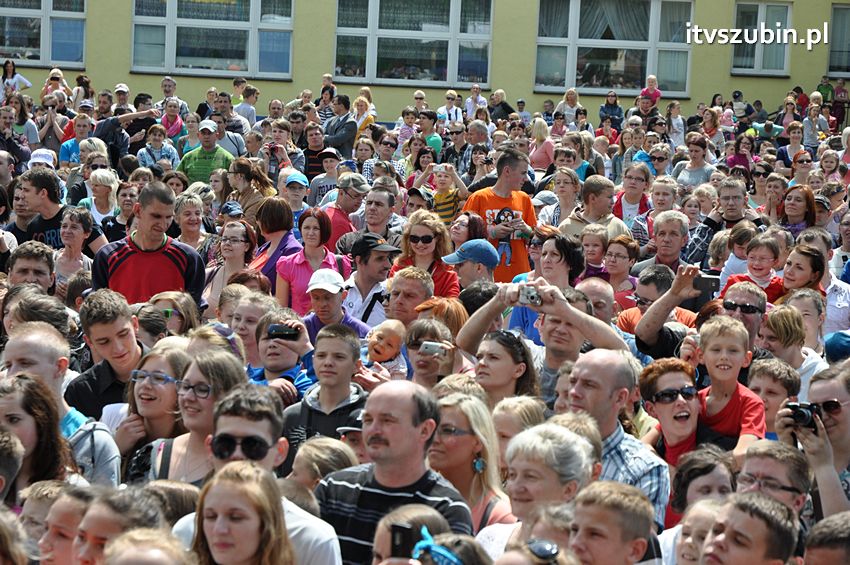 Koncert Zespołu Weekend i Adelibanda w Szubińskiej Dwójce