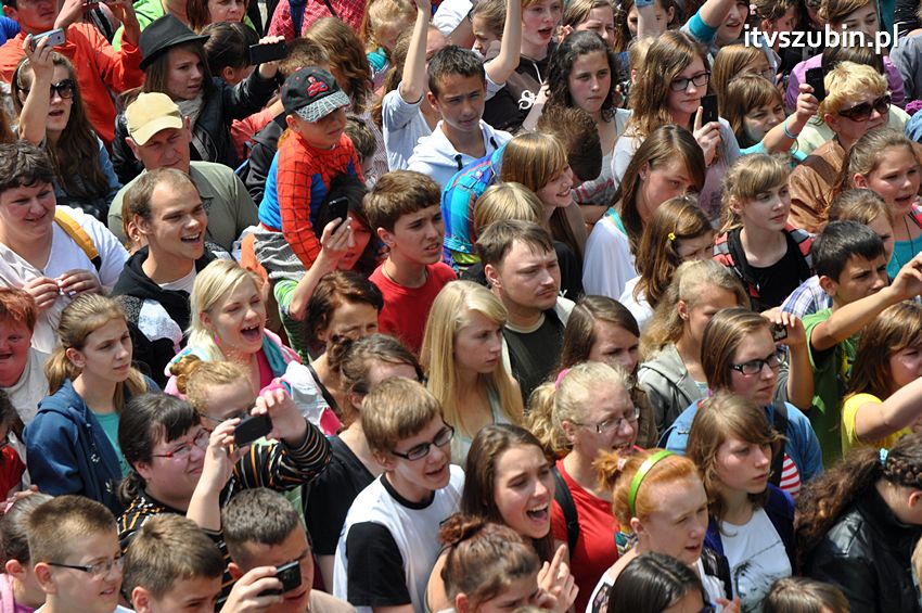 Koncert Zespołu Weekend i Adelibanda w Szubińskiej Dwójce