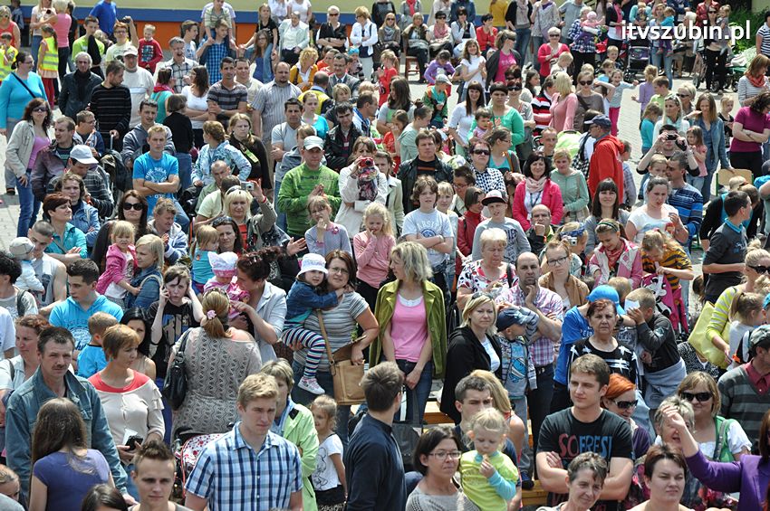 Koncert Zespołu Weekend i Adelibanda w Szubińskiej Dwójce