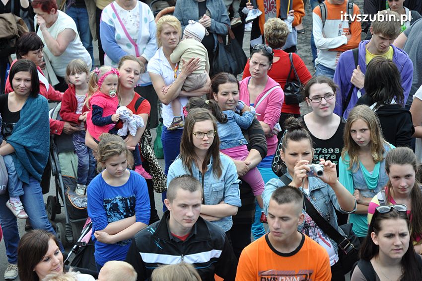 Koncert Zespołu Weekend i Adelibanda w Szubińskiej Dwójce