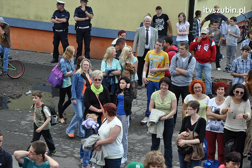 Koncert Zespołu Weekend i Adelibanda w Szubińskiej Dwójce