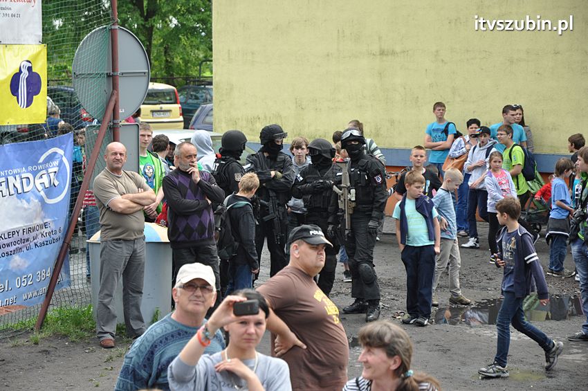 Koncert Zespołu Weekend i Adelibanda w Szubińskiej Dwójce